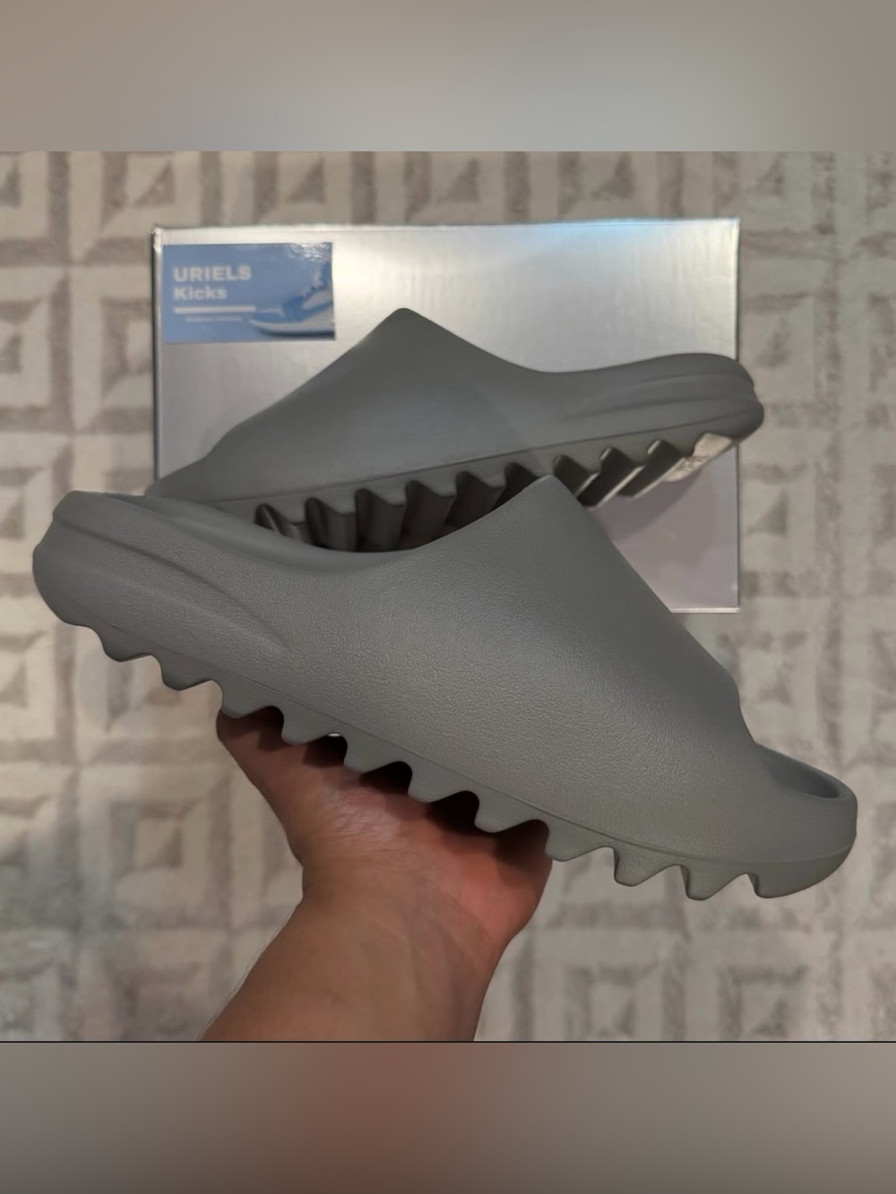 YEEZY YS-01 Gray Rubber Slide Sandals Men’s US 9 New with Box